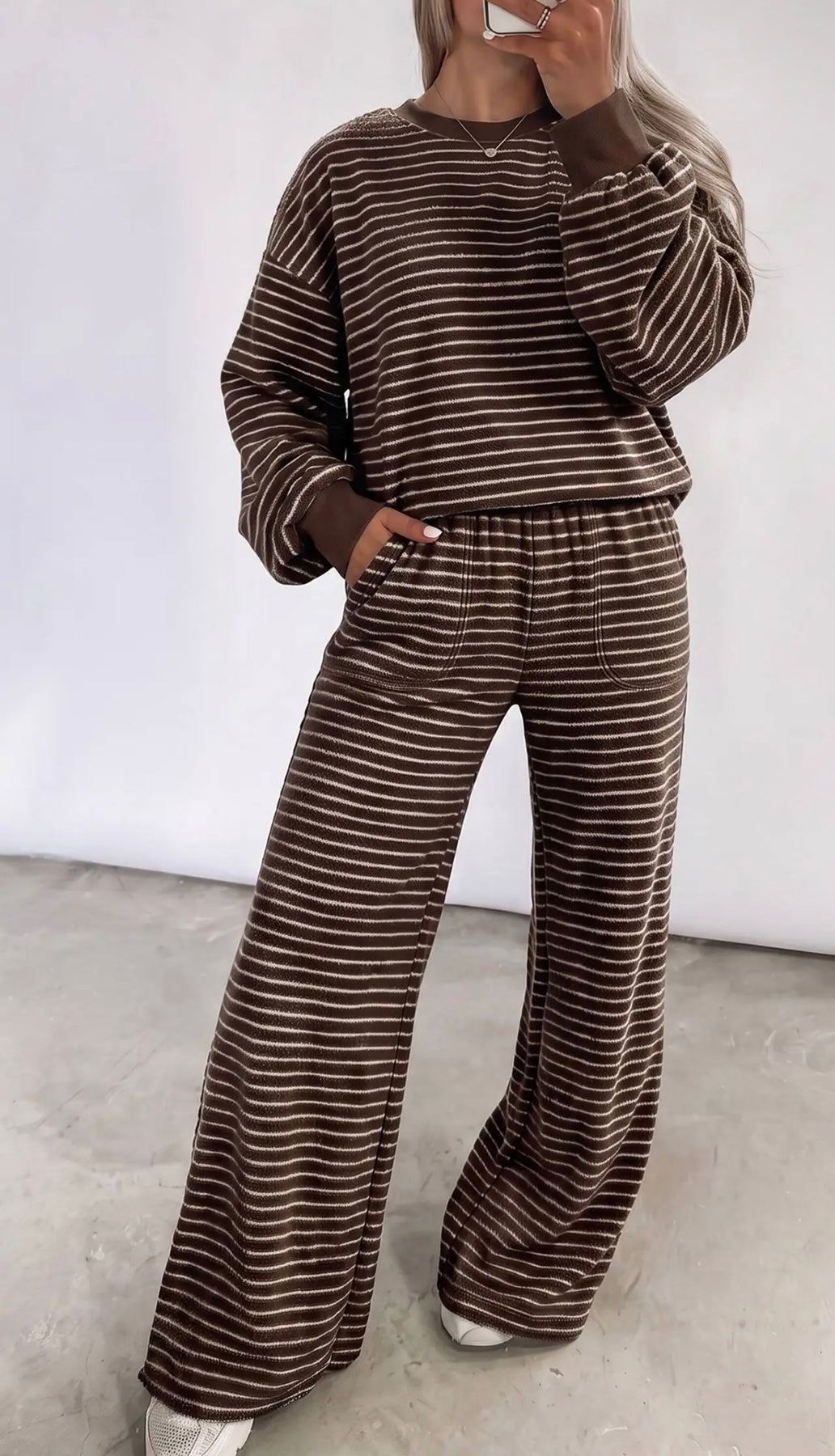 Striped set