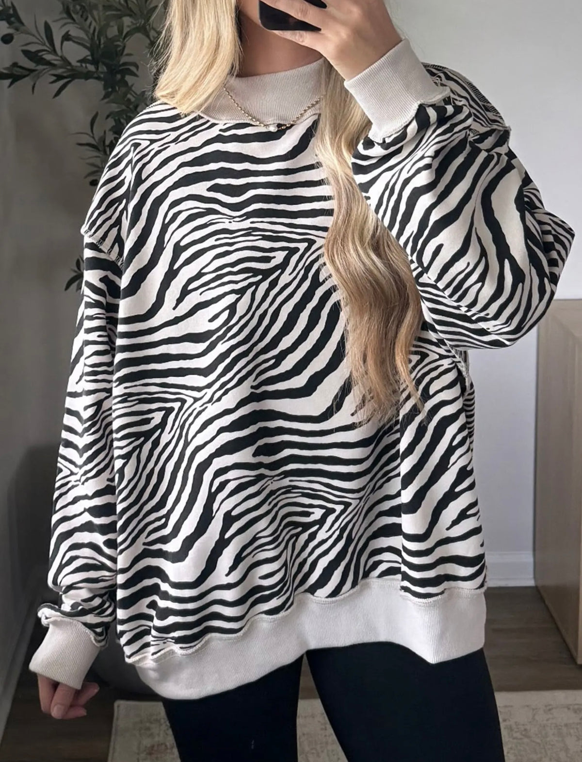 Zebra mockneck